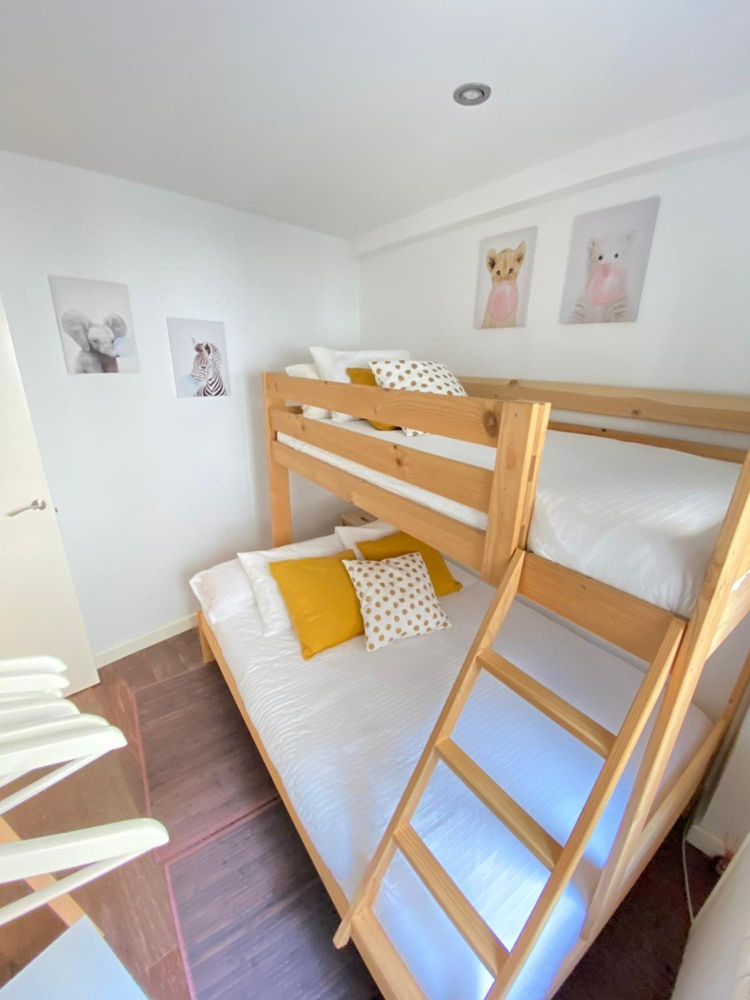 Alojamientos Rias Baixas- Casa Castillejos- Carril บิลาการ์เซีย เด อาโรว์ซา ภายนอก รูปภาพ